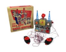 RETRO TOYS - MERIT DAN DARE SPACE CONTROL RADIO STATION