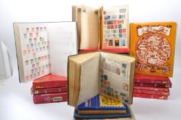 LARGE COLLECTION OF FOREIGN AND UK STAMPS IN ALBUMS
