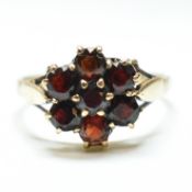 HALLMARKED 9CT GOLD & GARNET CLUSTER RING
