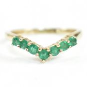 HALLMARKED 9CT GOLD & EMERALD WISHBONE RING