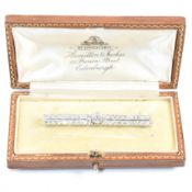 EDWARDIAN PLATINUM & DIAMOND BAR BROOCH PIN