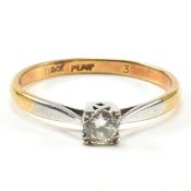 18CT GOLD & DIAMOND SOLITAIRE RING