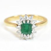 HALLMARKED 18CT GOLD EMERALD & DIAMOND CLUSTER RING