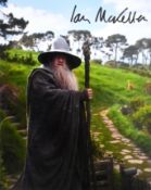 SIR IAN MCKELLEN - LORD OF THE RINGS - SIGNED 8X10