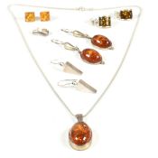 COLLECTION OF SILVER & AMBER JEWELLERY