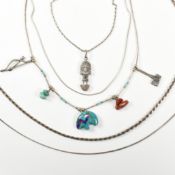 COLLECTION OF SILVER CHAIN NECKLACES & PENDANT NECKLACES