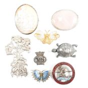 COLLECTION OF SILVER & WHITE METAL BROOCH PINS