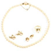 COLLECTION OF MAJORICA PEARL JEWELLERY