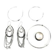 COLLECTION OF CASED SWAROVSKI JEWELLERY