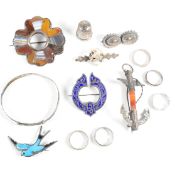 COLLECTION OF SILVER JEWELLERY