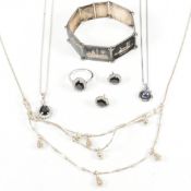 COLLECTION OF SILVER & GEM SET JEWELLERY