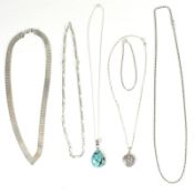 COLLECTION OF SILVER NECKLACES & CHAIN BRACELET