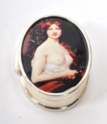 20TH CENTURY STERLING SILVER PILL BOX WITH NUDE IMAGE TO LID