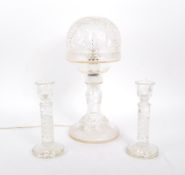 20TH CENTURY VINTAGE CUT GLASS CRYSTAL TABLE LAMP