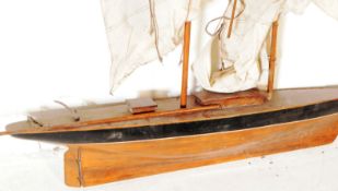 VINTAGE LATE 20TH CENTURY SAILING BOAT / MODEL YACHT