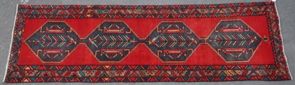 20TH CENTURY NORTH WEST PERSIAN HAMADAN RUNNER