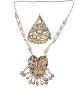 INDIAN GEM SET NECKLACE & PENDANT