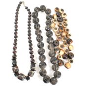 COLLECTION OF AFRICAN BEAD NECKLACES & LOOSE BONE BEADS