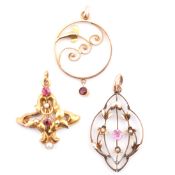 THREE 9CT GOLD & GEM SET ART NOUVEAU NECKLACE PENDANTS