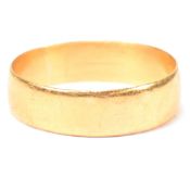 HALLMARKED 22CT GOLD BAND RING