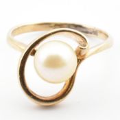 GOLD & PEARL RING