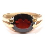 HALLMARKED 9CT GOLD &GARNET RING