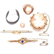 COLLECTION OF JEWELLERY