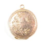 HALLMARKED 9CT GOLD ENGRAVED ROUND LOCKET
