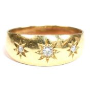 HALLMARKED 18CT GOLD & DIAMOND GYPSY RING