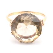 9CT GOLD & QUARTZ COCKTAIL RING