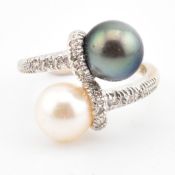 18CT GOLD CULTURED PEARL & DIAMOND CROSSOVER RING