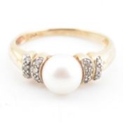 HALLMARKED 9CT GOLD DIAMOND & CULTURED PEARL RING