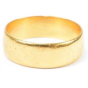 HALLMARKED 22CT GOLD BAND RING