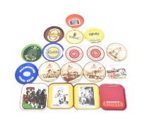 EIGHTEEN VINTAGE ADVERTISING ENAMEL DRINKS TRAYS