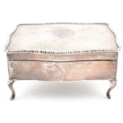 1920S HALLMARKED SILVER LINED TRINKET BOX
