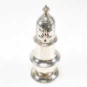 VICTORIAN HALLMARKED SILVEER SUGAR SIFTER