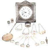 COLLECTION OF SILVER HALLMARKED ITEMS