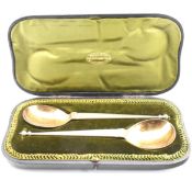 PAIR OF EDWARDIAN HALLMARKED CASED SILVER SPOONS