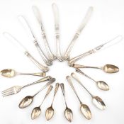 COLLECTION OF 19TH & 20TH CENTURY SILVER FLATWARE