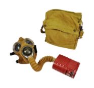 WWII SECOND WORLD WAR GENERAL SERVICE RESPIRATOR GAS MASK