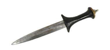 NORTH EAST AFRICAN SUDANESE ARM DAGGER