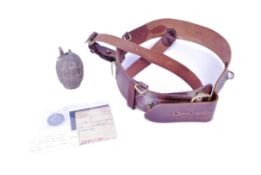 COLLECTION OF ASSORTED MILITARIA