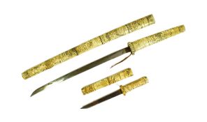 VINTAGE JAPANESE TANTO & WAKIZASHI SWORD