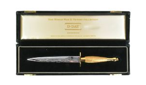 POST WAR COMMEMORATIVE FAIRBAIRN SYKES PRESENTATION DAGGER