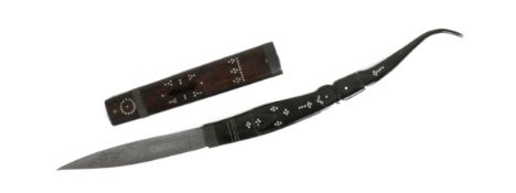 20TH CENTURY CAMBODIAN DAGGER