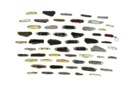 LARGE COLLECTION OF ASSORTED POCKET KNIVES