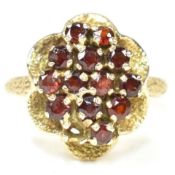 HALLMARKED 9CT GOLD GARNET CLUSTER RING