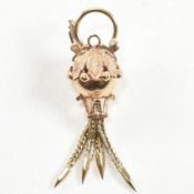 HALLMARKED 9CT GOLD ANTIQUE STYLE BAUBLE TASSEL CLASP