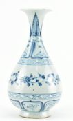 YUAN BLUE AND WHITE PORCELAIN YUHUCHUN VASE 元 青花花卉玉壶春瓶