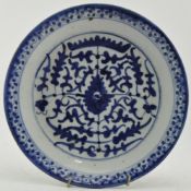 QING DYNASTY BLUE AND WHITE PLATE 清 青花花卉盘